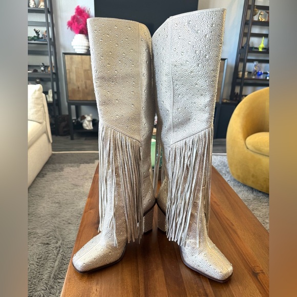 Jessica Simpson Asire2 Champagne Fringe Heeled Boots - Picture 2 of 13